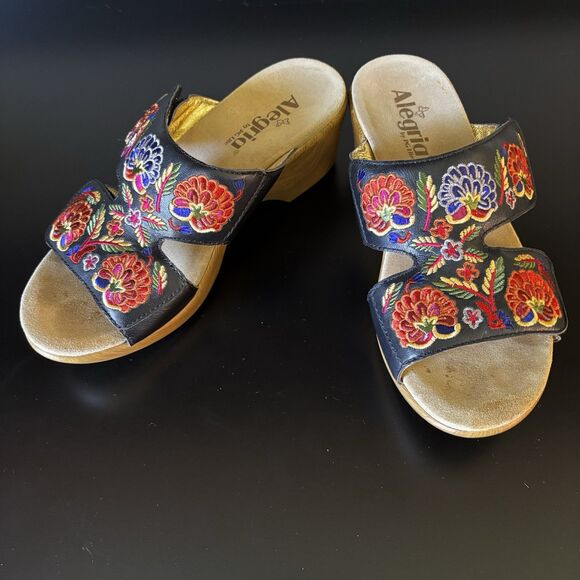 Alegria Linn Black Leather Embroidered Floral Sandals Women's Size 8 US, 38 EU - Picture 2 of 9